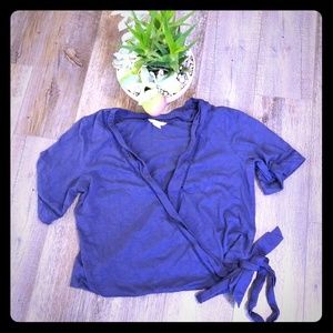 Caslon | Top | Small